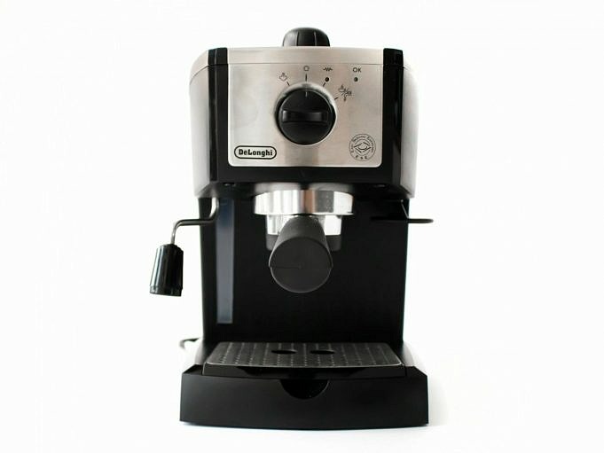Delonghi EC155-Rezension. Beste Erschwingliche Espressomaschine?