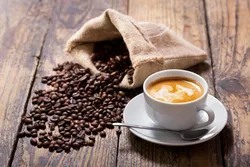 Ist kalt gebrühter Kaffee bei saurem Reflux in Ordnung
